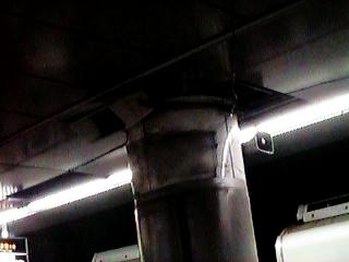 �Â��^�C�v�̃X�s�[�J�[����͑傫�ȉ����@�Q